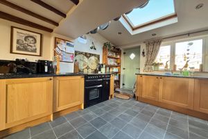 Kitchen- click for photo gallery